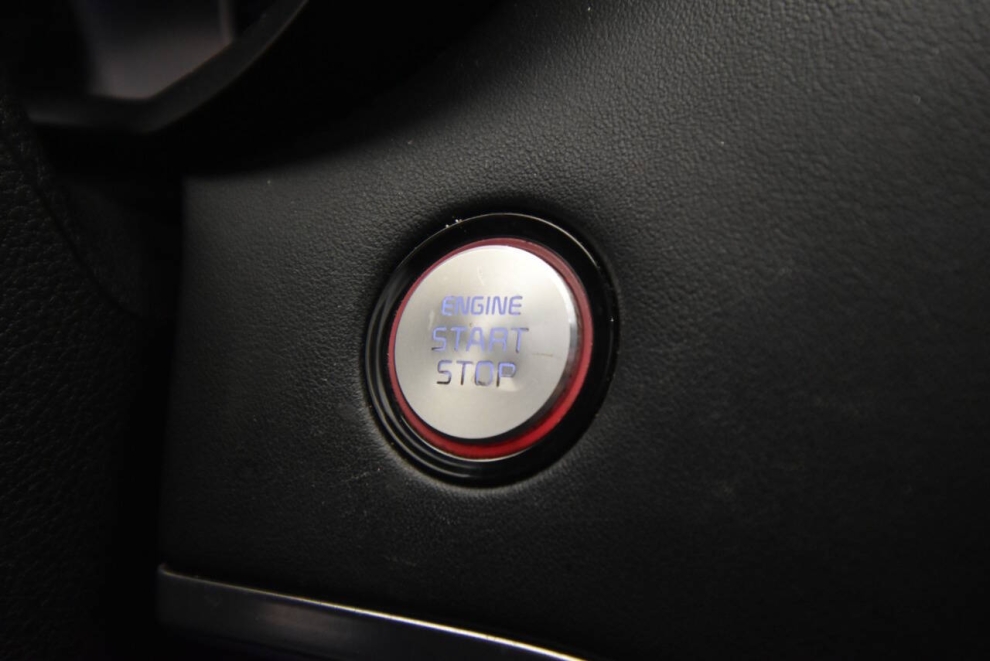 2018 Kia Stinger GT1, Black, Mileage: 88,230 - photo 19