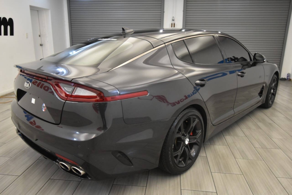 2018 Kia Stinger GT1, Black, Mileage: 88,230 - photo 4