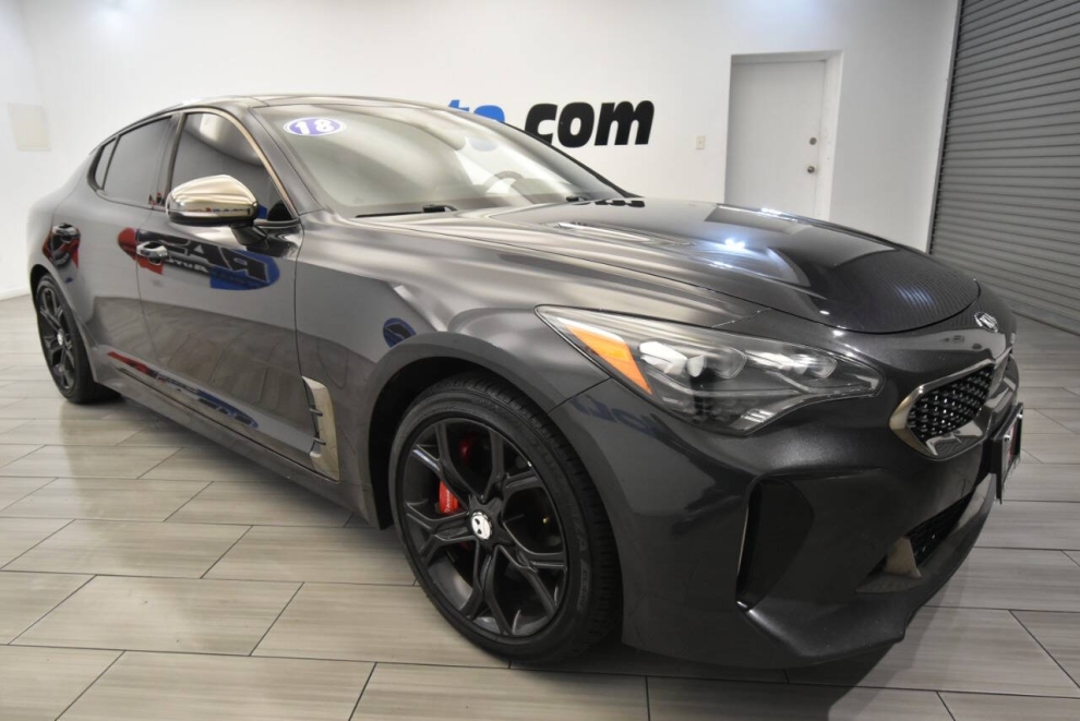 2018 Kia Stinger GT1, Black, Mileage: 88,230 - photo 6