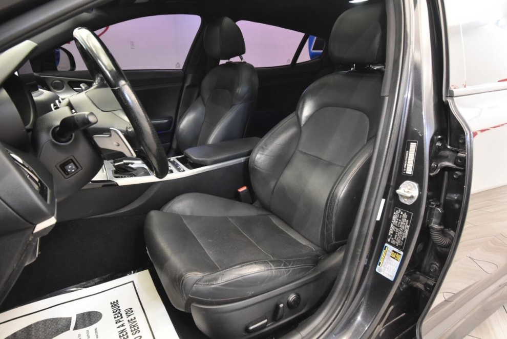2018 Kia Stinger GT1, Black, Mileage: 88,230 - photo 9