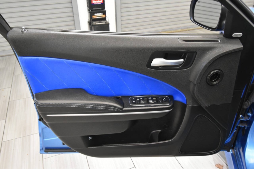 2019 Dodge Charger R/T Scat Pack 4dr Sedan, Blue, Mileage: 22,265 - photo 12