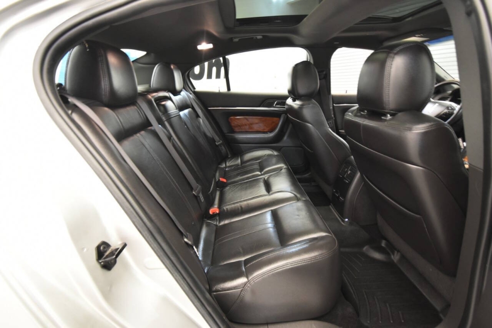 2013 Lincoln MKS Base AWD 4dr Sedan, Silver, Mileage: 81,137 - photo 16