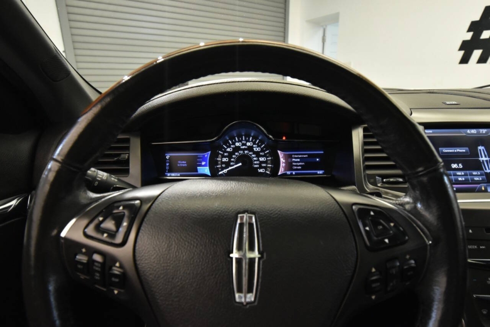 2013 Lincoln MKS Base AWD 4dr Sedan, Silver, Mileage: 81,137 - photo 24