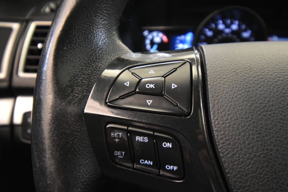 2017 Ford Explorer XLT AWD 4dr SUV, Charcoal, Mileage: 98,813 - photo 26