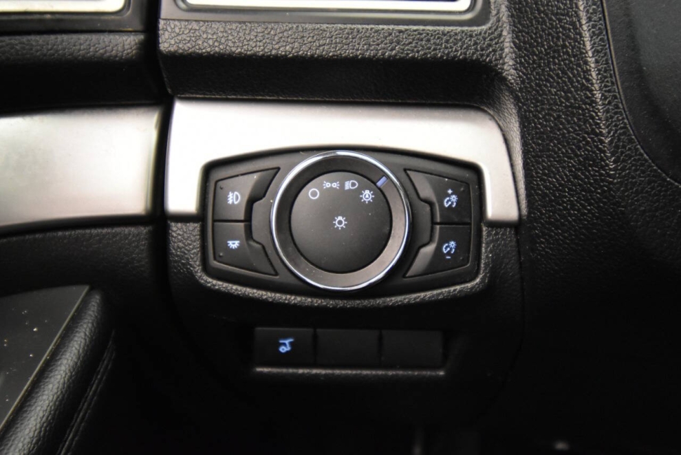 2017 Ford Explorer XLT AWD 4dr SUV, Charcoal, Mileage: 98,813 - photo 29