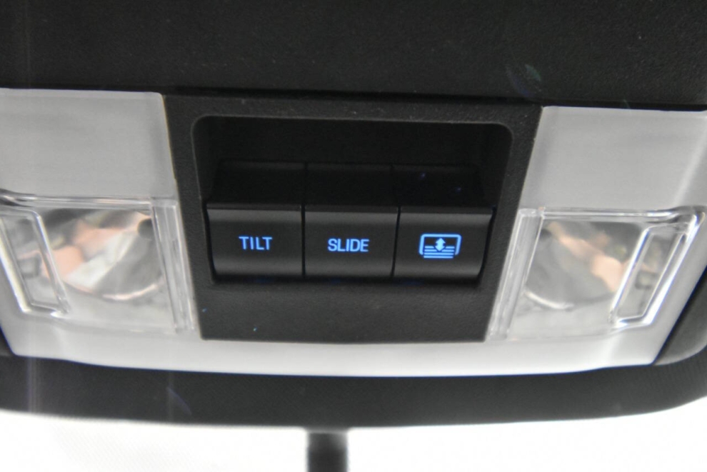2017 Ford Explorer XLT AWD 4dr SUV, Charcoal, Mileage: 98,813 - photo 31