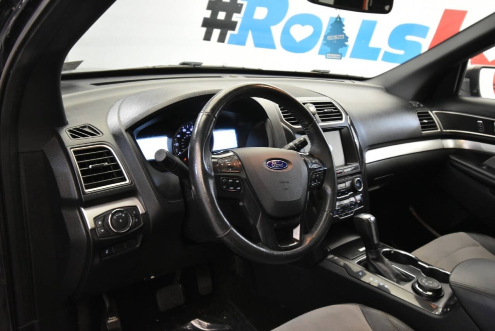 2017 Ford Explorer XLT AWD 4dr SUV, Charcoal, Mileage: 98,813 - photo 9