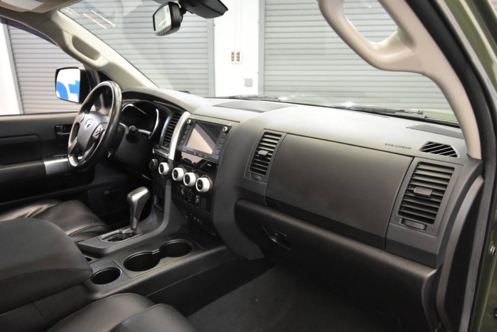 2020 Toyota Sequoia TRD PRO, Green, Mileage: 59,973 - photo 17