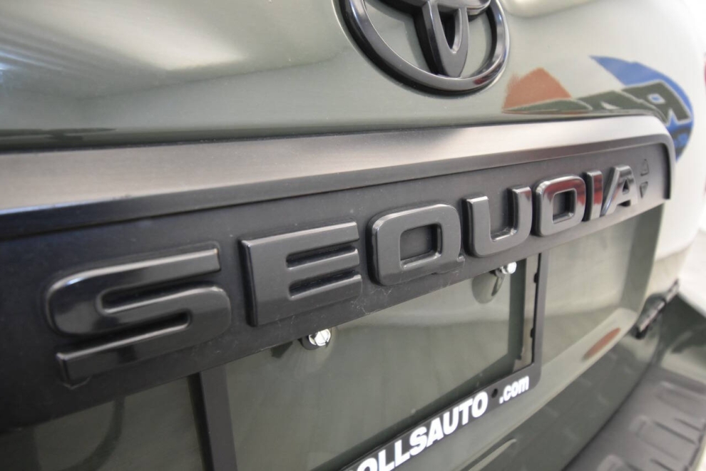 2020 Toyota Sequoia TRD PRO, Green, Mileage: 59,973 - photo 39