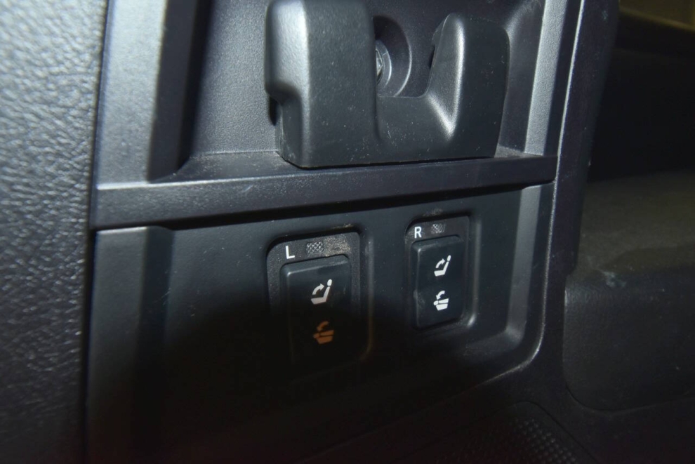 2020 Toyota Sequoia TRD PRO, Green, Mileage: 59,973 - photo 42
