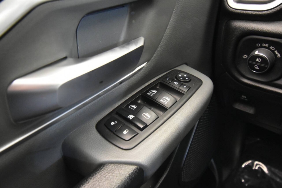 2023 RAM 1500, Red, Mileage: 59,607 - photo 29