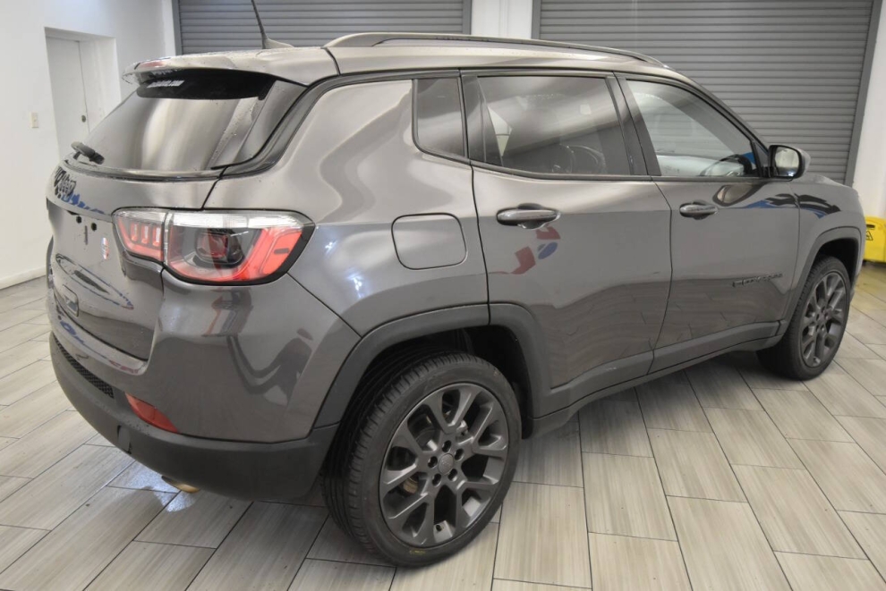 2021 Jeep Compass 80th Anniversary Edition 4x4 4dr SUV, Gray, Mileage: 86,743 - photo 4