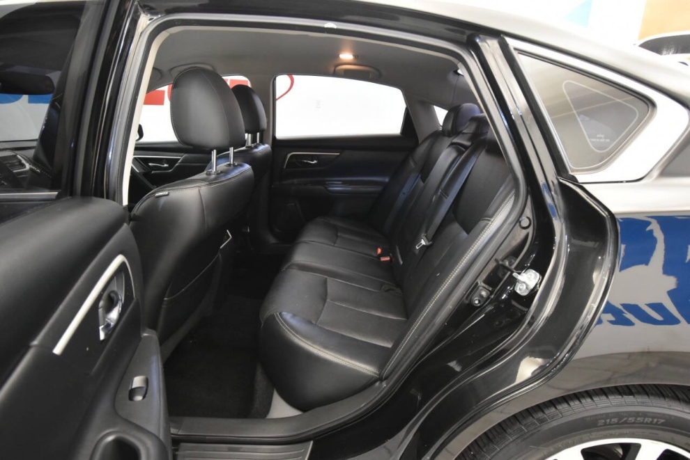 2018 Nissan Altima SL, Black, Mileage: 112,360 - photo 12