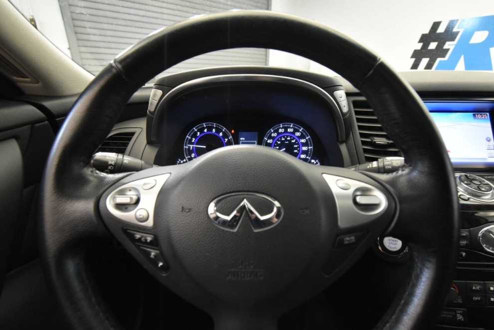 2017 Infiniti QX70 Base AWD 4dr SUV, Black, Mileage: 118,755 - photo 25