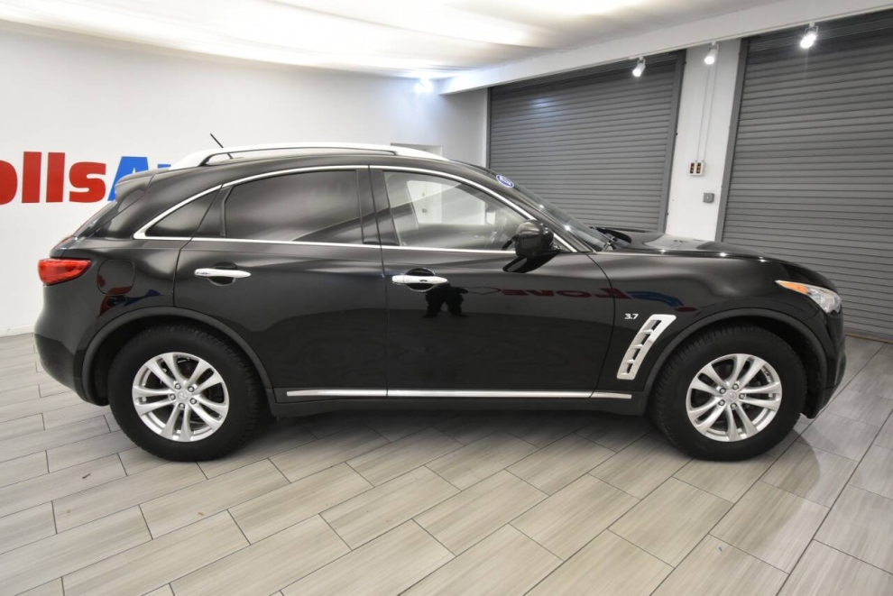 2017 Infiniti QX70 Base AWD 4dr SUV, Black, Mileage: 118,755 - photo 5