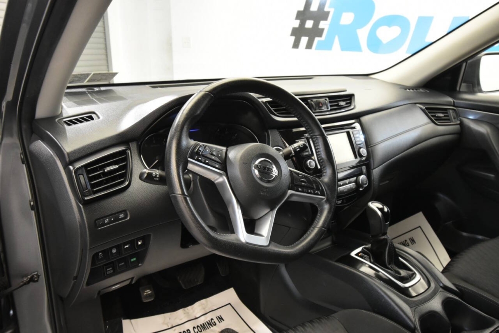 2020 Nissan Rogue SL AWD, Gray, Mileage: 86,362 - photo 10
