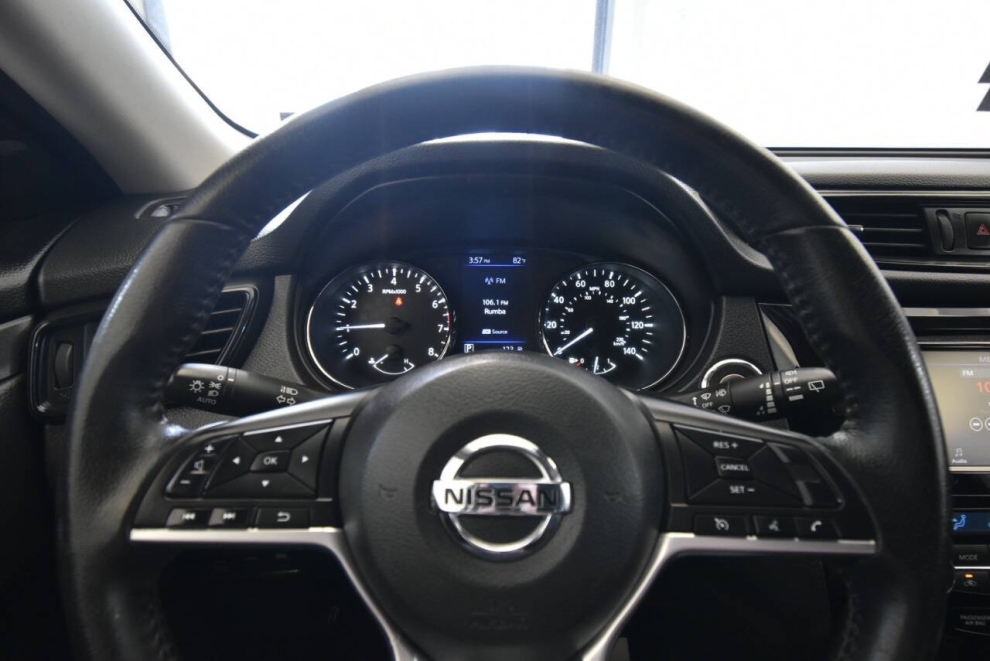 2020 Nissan Rogue SL AWD, Gray, Mileage: 86,362 - photo 23