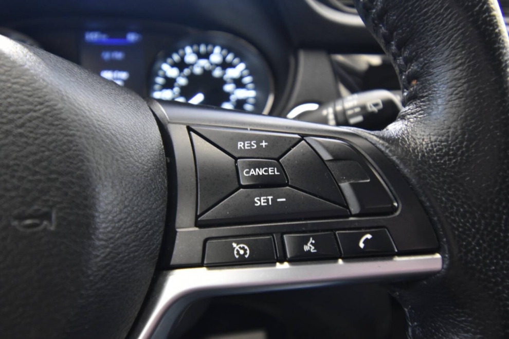 2020 Nissan Rogue SL AWD, Gray, Mileage: 86,362 - photo 25
