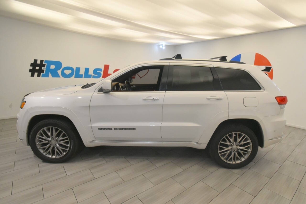 2018 Jeep Grand Cherokee Summit 4x4 4dr SUV, White, Mileage: 105,654 - photo 1
