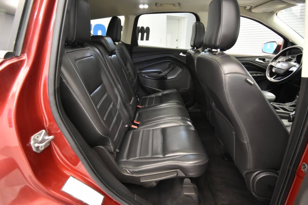 2019 Ford Escape SEL AWD 4dr SUV, Red, Mileage: 93,416 - photo 13