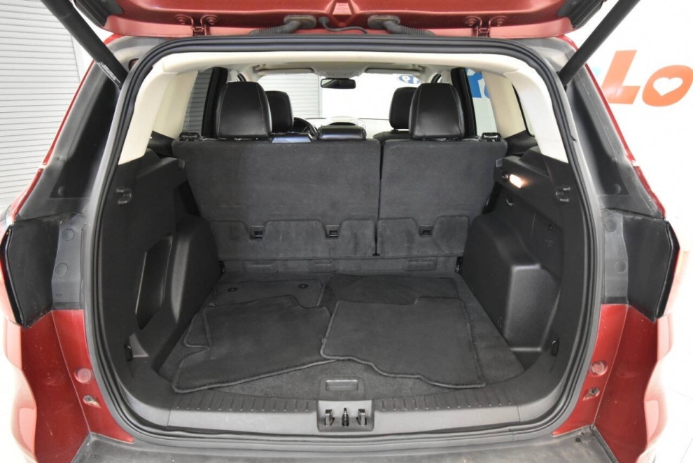 2019 Ford Escape SEL AWD 4dr SUV, Red, Mileage: 93,416 - photo 28