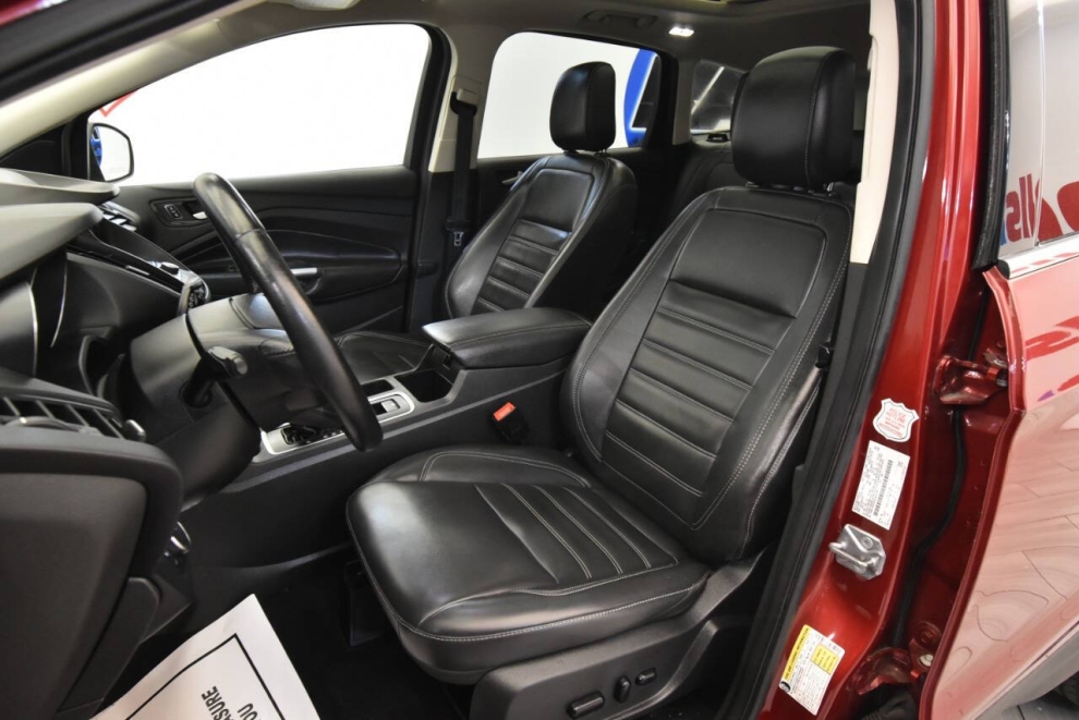 2019 Ford Escape SEL AWD 4dr SUV, Red, Mileage: 93,416 - photo 6