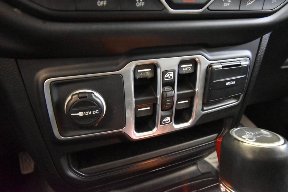 2018 Jeep Wrangler Unlimited Sahara, White, Mileage: 97,334 - photo 21