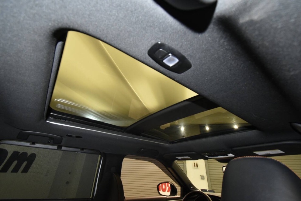 2022 Mitsubishi Outlander SEL, White, Mileage: 41,181 - photo 18