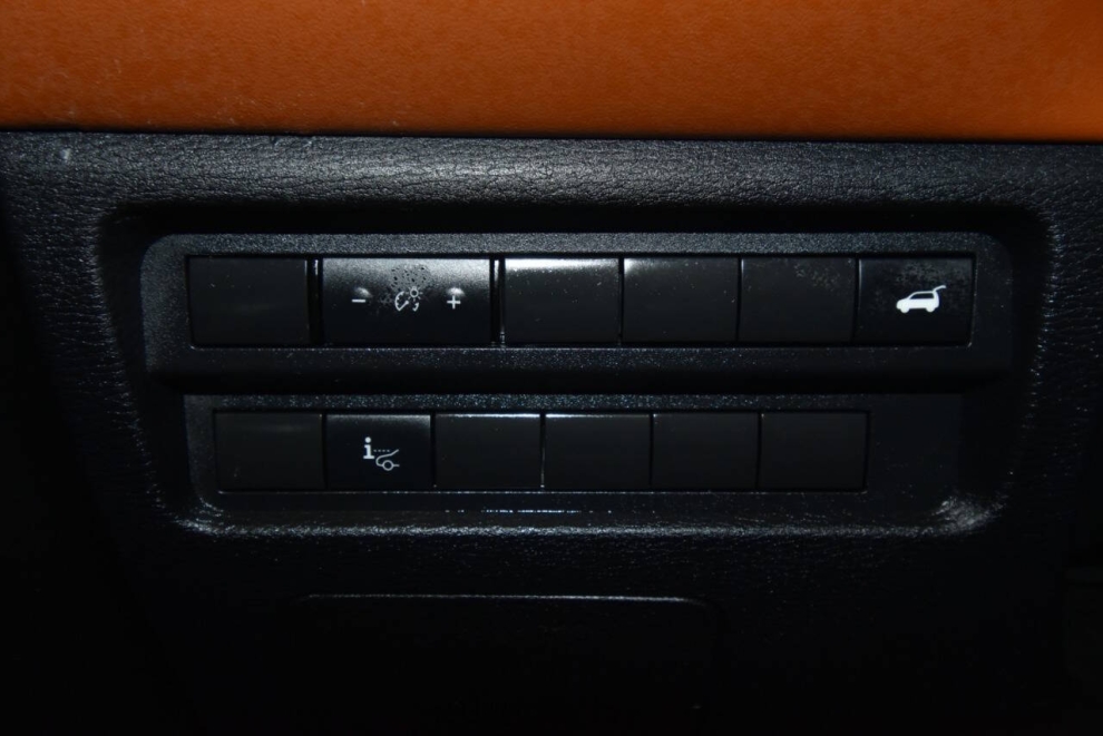 2022 Mitsubishi Outlander SEL, White, Mileage: 41,181 - photo 30