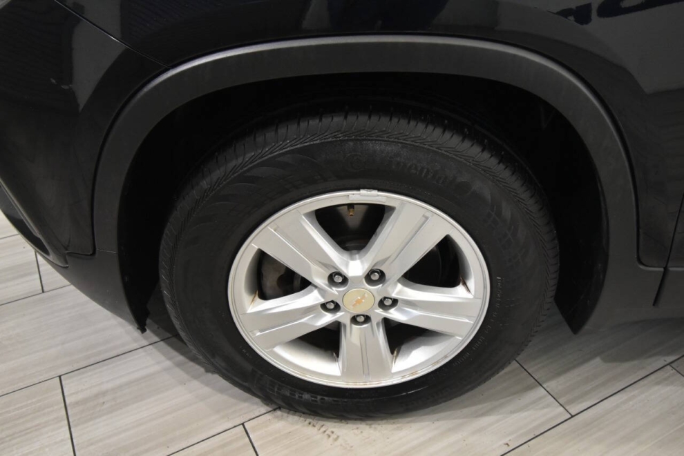 2021 Chevrolet Trax LT 4dr Crossover, Blue, Mileage: 24,812 - photo 8