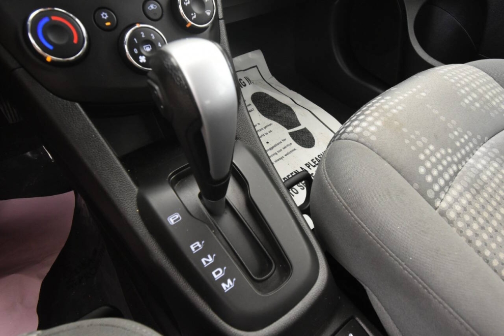 2020 Chevrolet Sonic LT 4dr Hatchback w/1FL, Gray, Mileage: 53,037 - photo 18