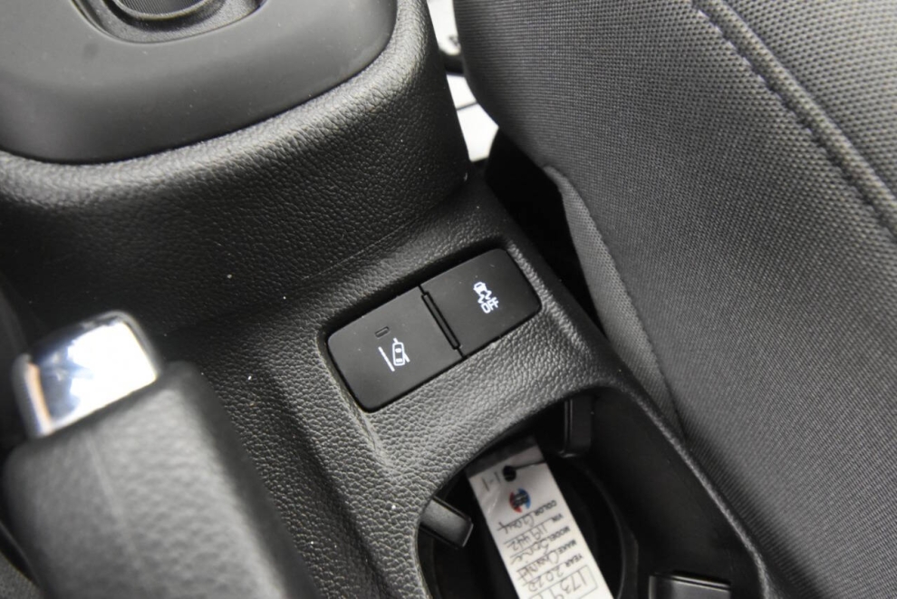 2020 Chevrolet Sonic LT 4dr Hatchback w/1FL, Gray, Mileage: 53,037 - photo 19
