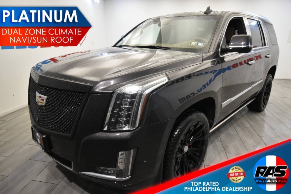 2017 Cadillac Escalade Platinum 4x4 4dr SUV, Gray, Mileage: 84,095 