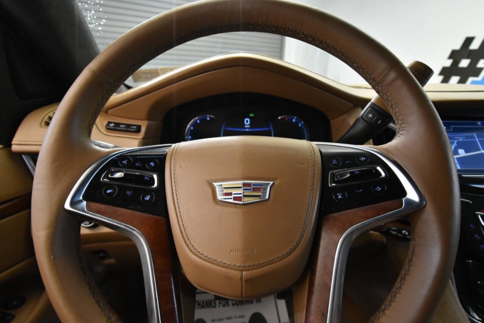 2017 Cadillac Escalade Platinum 4x4 4dr SUV, Gray, Mileage: 84,095 - photo 31