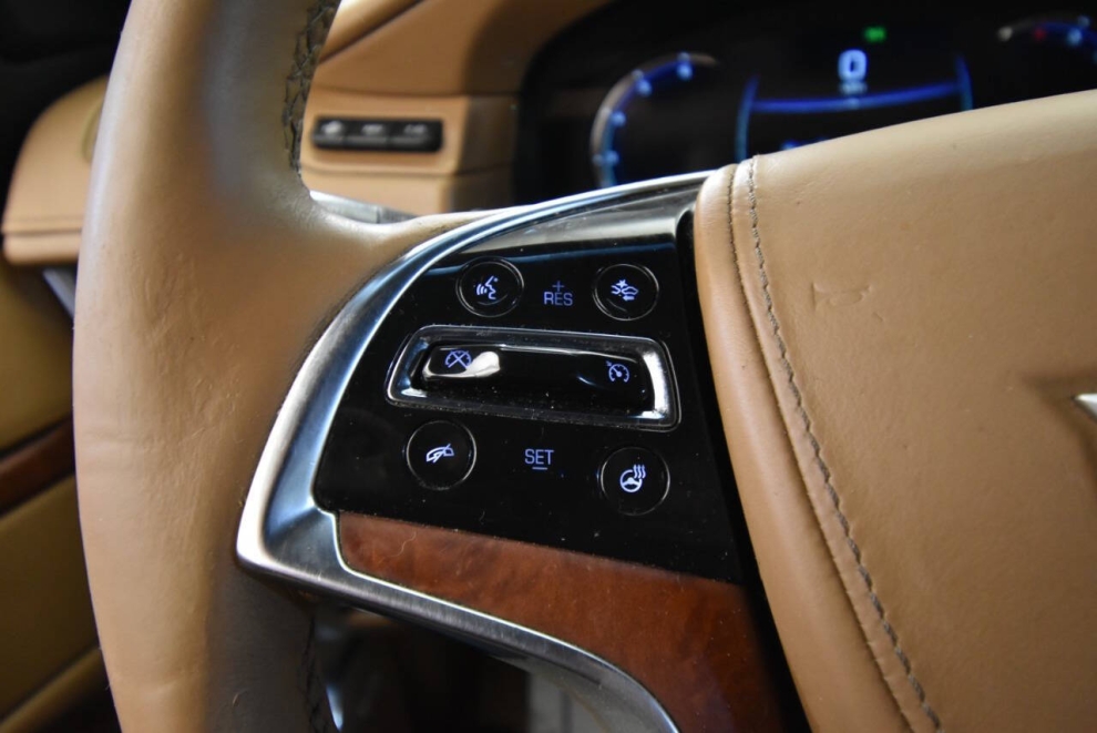 2017 Cadillac Escalade Platinum 4x4 4dr SUV, Gray, Mileage: 84,095 - photo 33