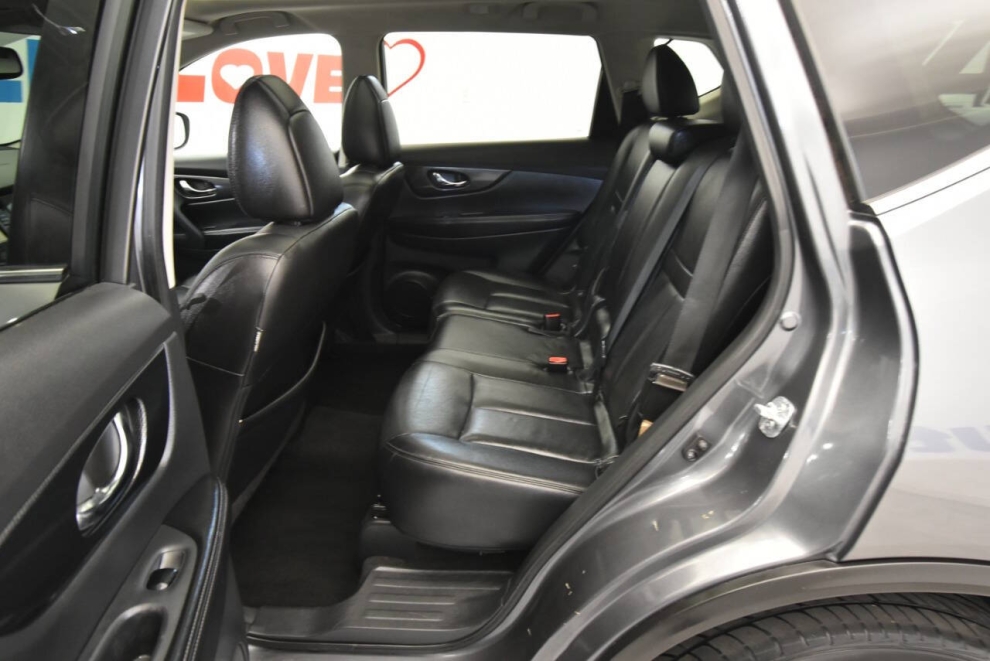 2016 Nissan Rogue SL AWD, Gray, Mileage: 97,976 - photo 12