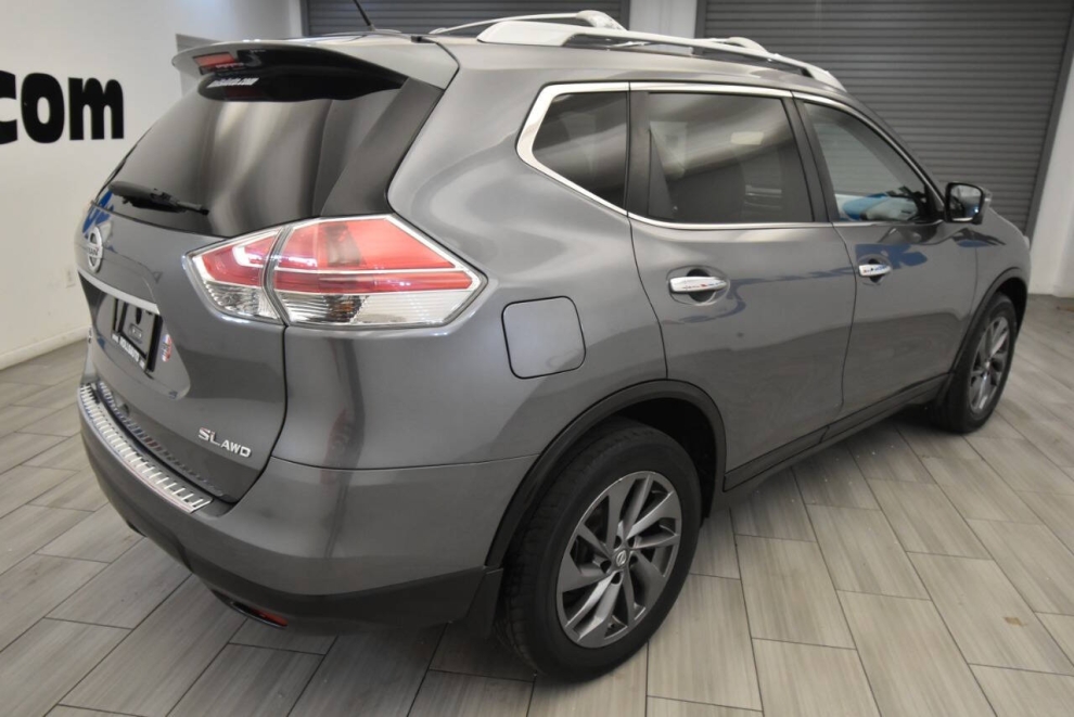 2016 Nissan Rogue SL AWD, Gray, Mileage: 97,976 - photo 4