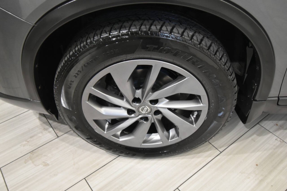 2016 Nissan Rogue SL AWD, Gray, Mileage: 97,976 - photo 8
