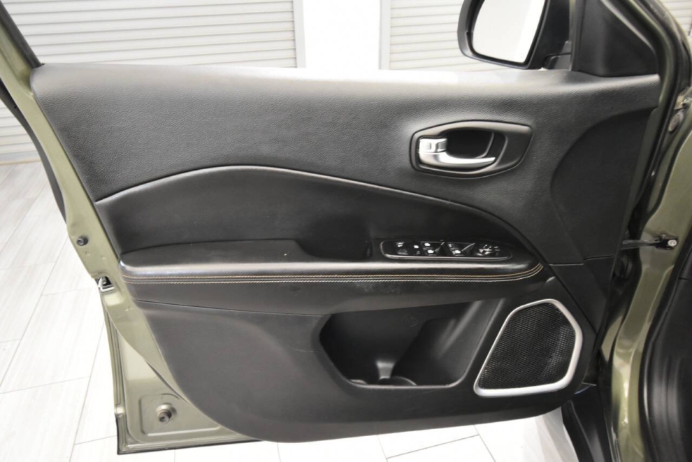 2019 Jeep Compass Latitude, Green, Mileage: 79,619 - photo 11