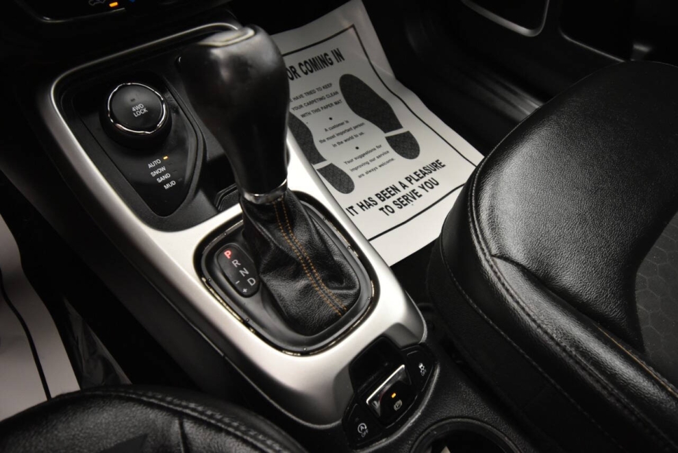 2019 Jeep Compass Latitude, Green, Mileage: 79,619 - photo 19