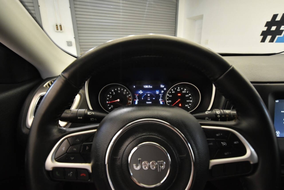 2019 Jeep Compass Latitude, Green, Mileage: 79,619 - photo 23