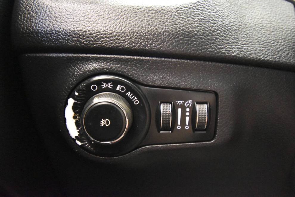 2019 Jeep Compass Latitude, Green, Mileage: 79,619 - photo 27