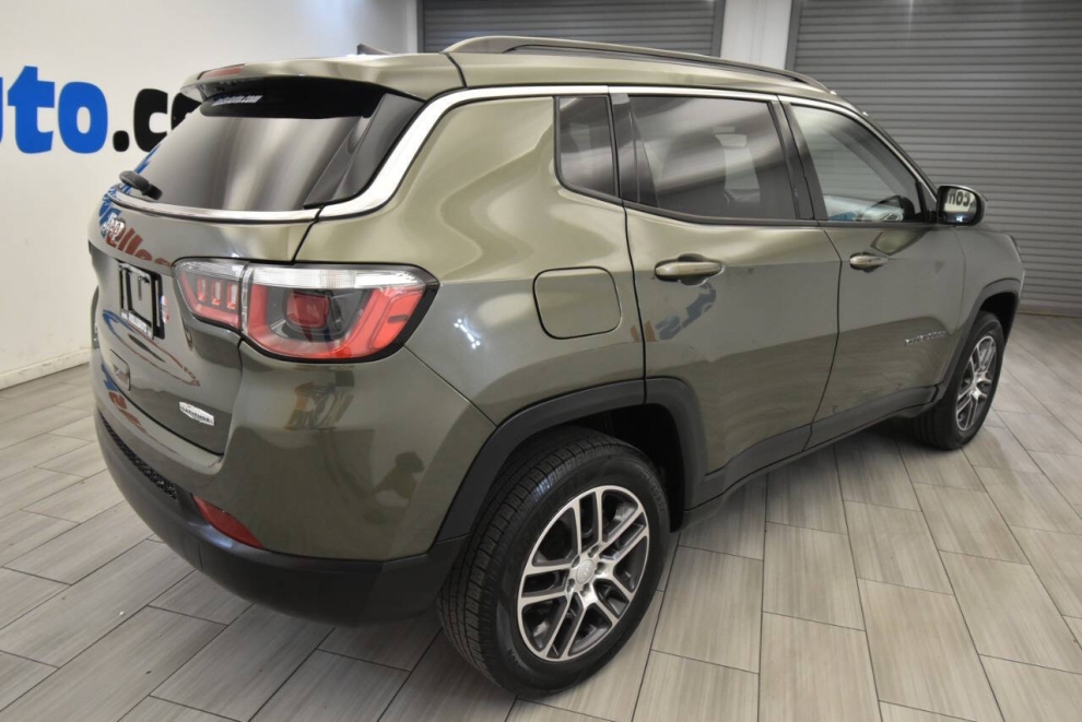 2019 Jeep Compass Latitude, Green, Mileage: 79,619 - photo 4