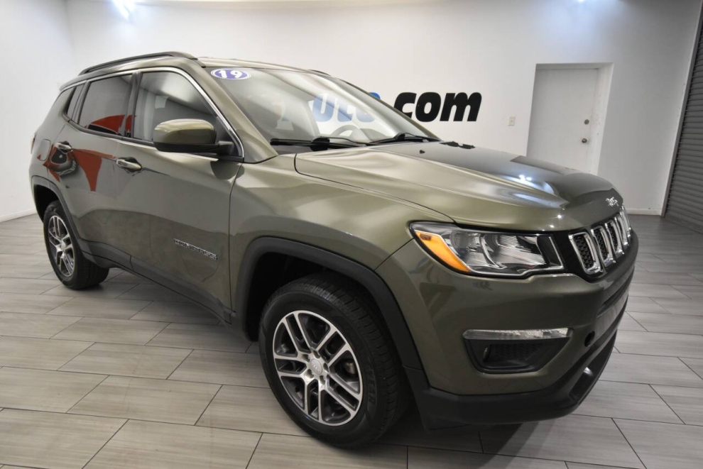 2019 Jeep Compass Latitude, Green, Mileage: 79,619 - photo 6