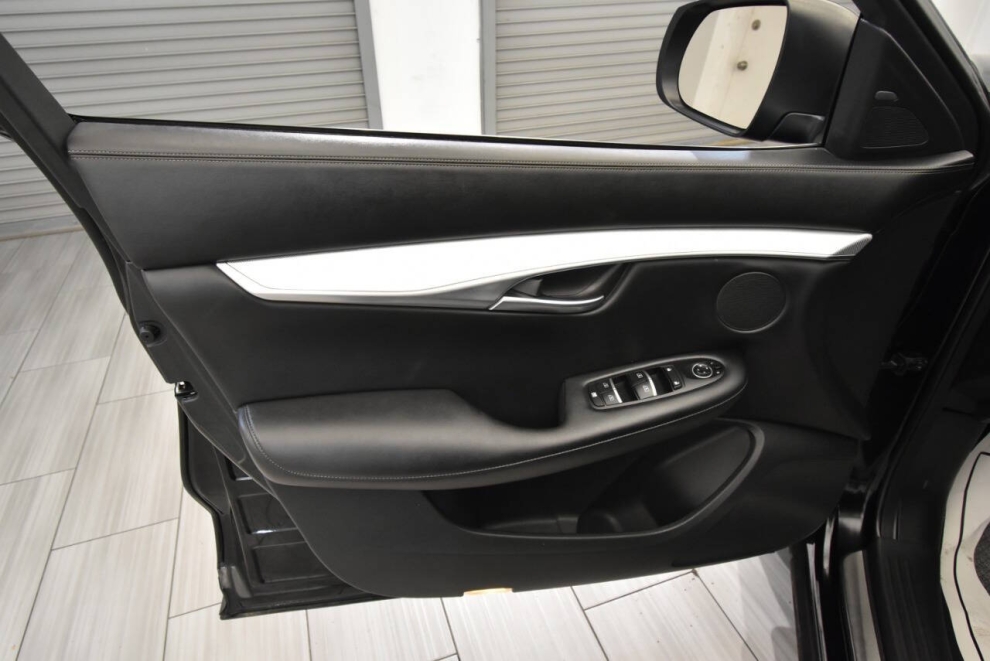 2021 Infiniti QX50 Essential AWD, Black, Mileage: 30,474 - photo 11