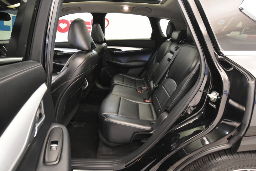 2021 Infiniti QX50 Essential AWD, Black, Mileage: 30,474 - photo 12
