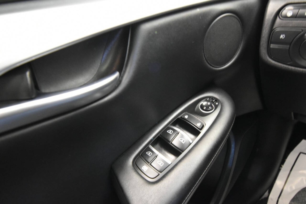 2021 Infiniti QX50 Essential AWD, Black, Mileage: 30,474 - photo 29