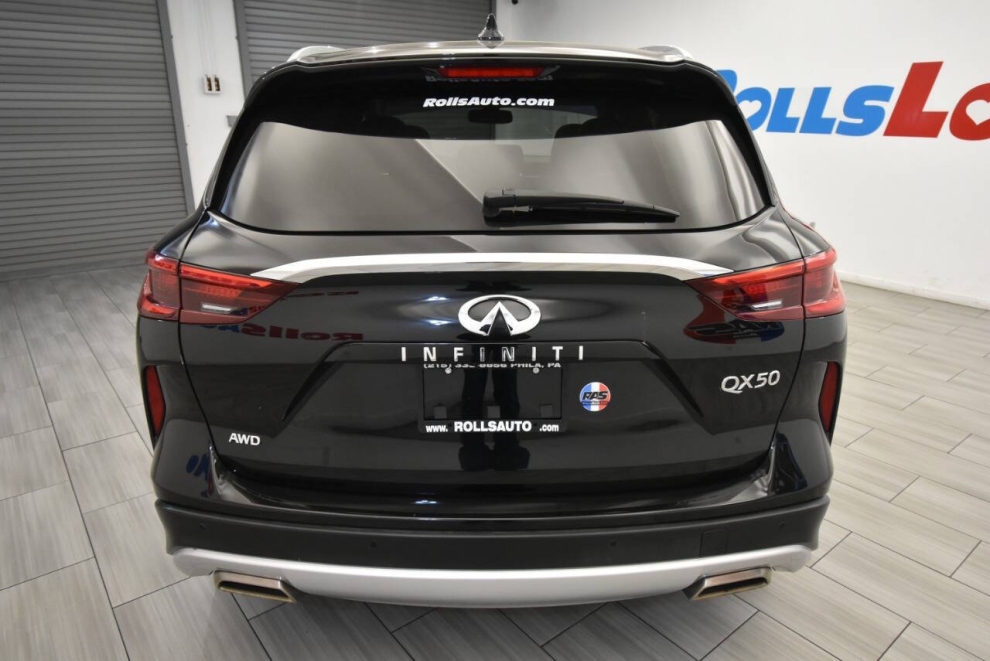 2021 Infiniti QX50 Essential AWD, Black, Mileage: 30,474 - photo 3