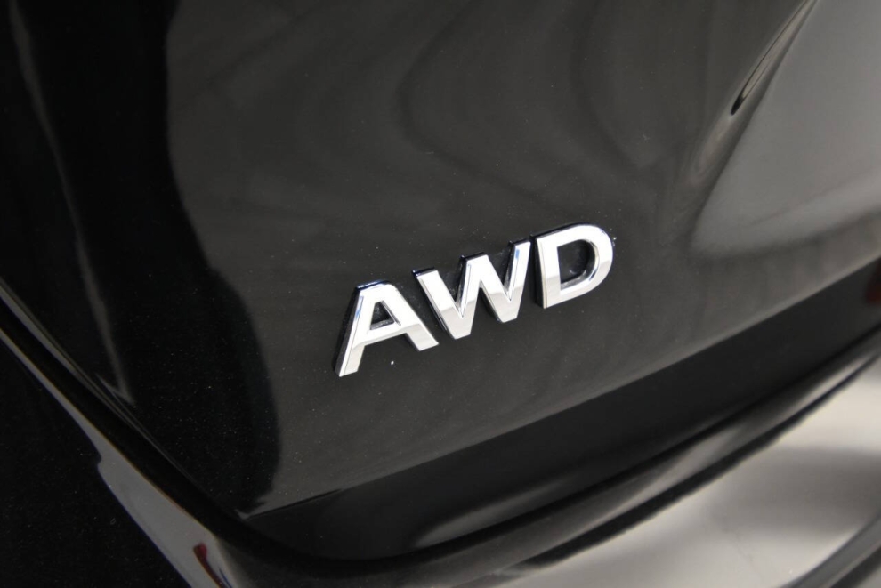 2021 Infiniti QX50 Essential AWD, Black, Mileage: 30,474 - photo 32