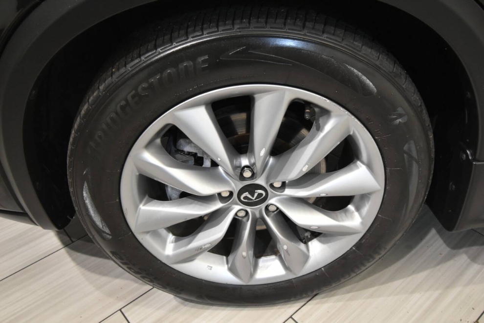2021 Infiniti QX50 Essential AWD, Black, Mileage: 30,474 - photo 8